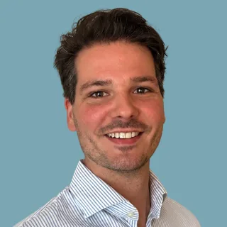 Portrait of Gijs van der Wal, founder of Capibaira